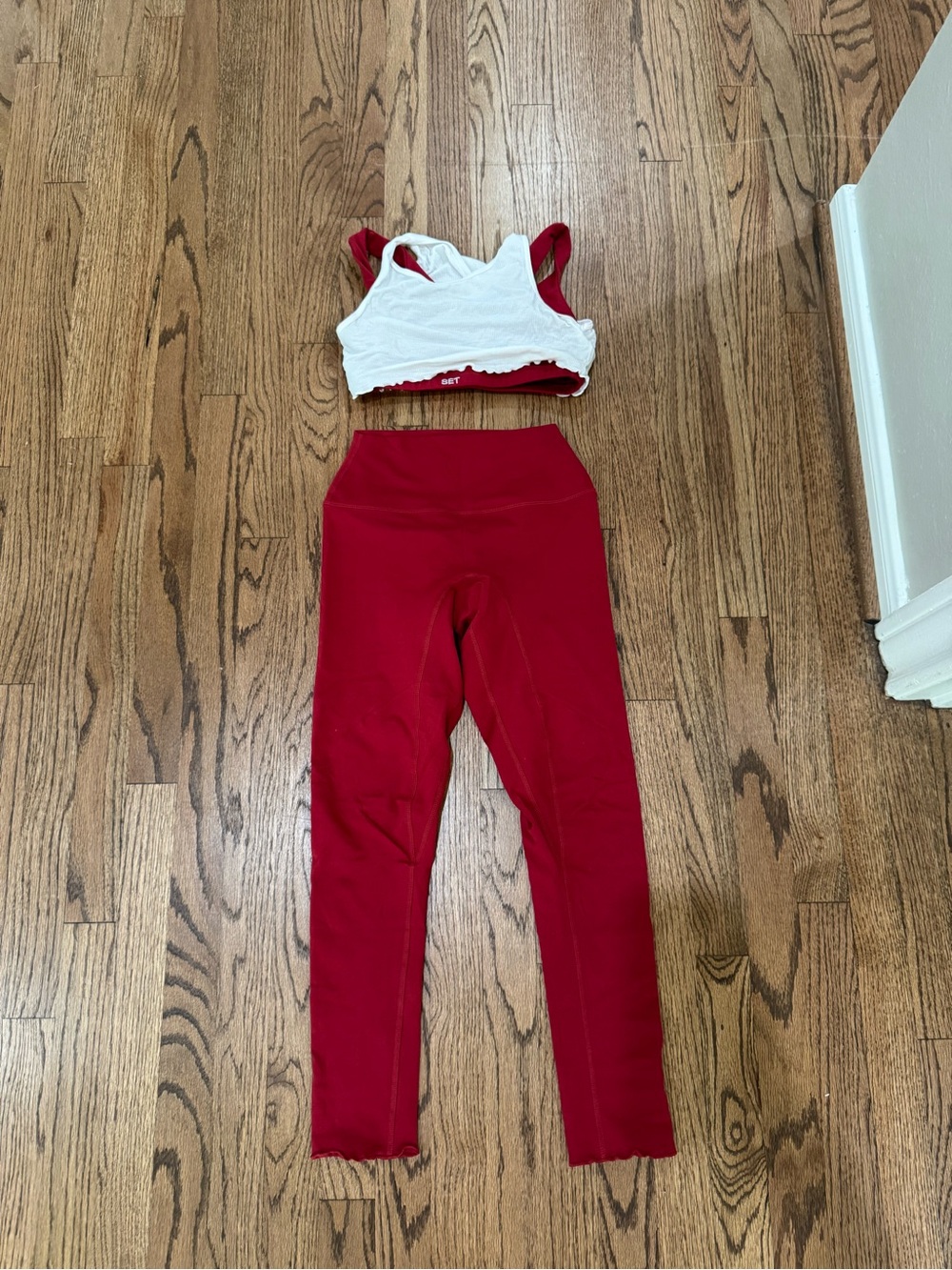 SET Active Red High-Waist Leggings with White Sports Bra